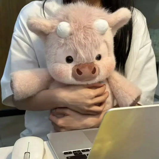 The Viral "Run Fast" Highland Cow Plush (40cm)