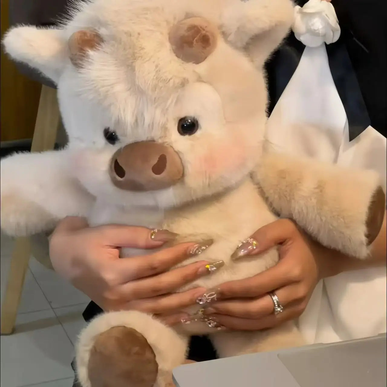 The Viral "Run Fast" Highland Cow Plush (40cm)